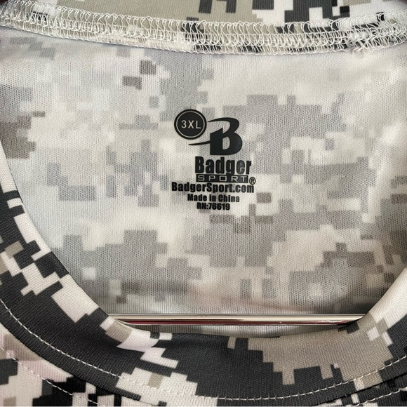 Badger Sport Tennessee Vols Football Graphic Digital Camo Men's T-Shirt 3XL - Picture 6 of 8